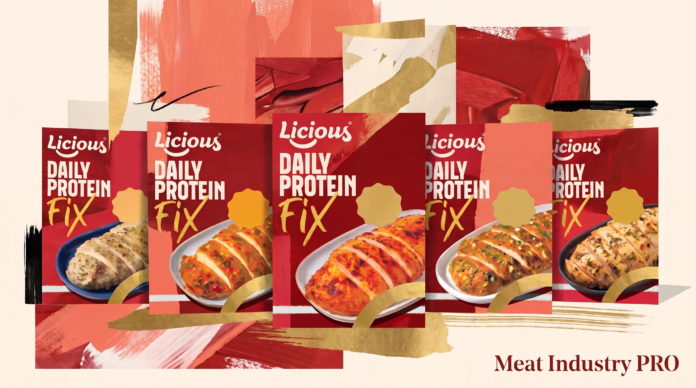 Контент-маркетинг Licious как модель категорийного лидерства Контент-маркетинг Licious как модель категорийного лидерства — композиция из пяти упаковок мясных полуфабрикатов серии «Licious Daily Protein Fix» в красных коробках с золотыми элементами декора; на каждой упаковке изображены готовые блюда на белых и голубых тарелках: крем-суп с травами, острые рулеты с соусом, запечённое мясо с приправами; фоновая композиция из красных мазков масляной краски, золотой фольги, чёрных штрихов и кремово-белых фактур; логотип Meat Industry PRO в правом нижнем углу коричневого цвета